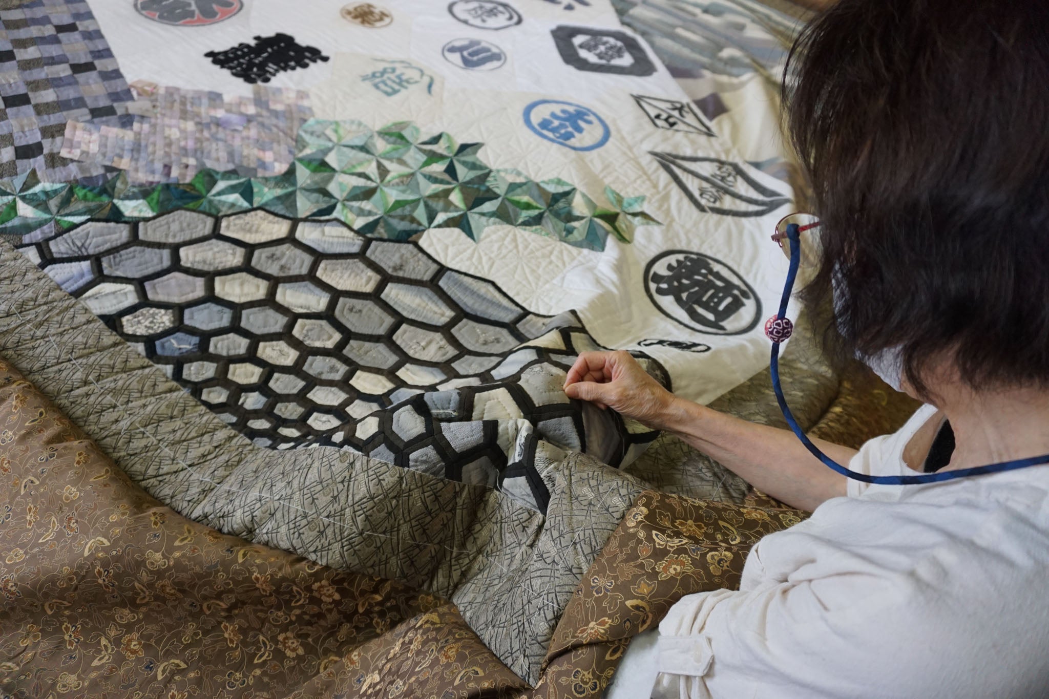 Quilt making by Mutsuko Yawatagaki