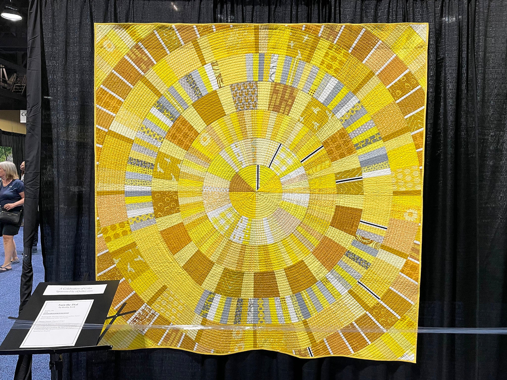 Long Beach Quilt Festival 2023 - Turn the Dial by Kathy York - Photo By Victoria Stone