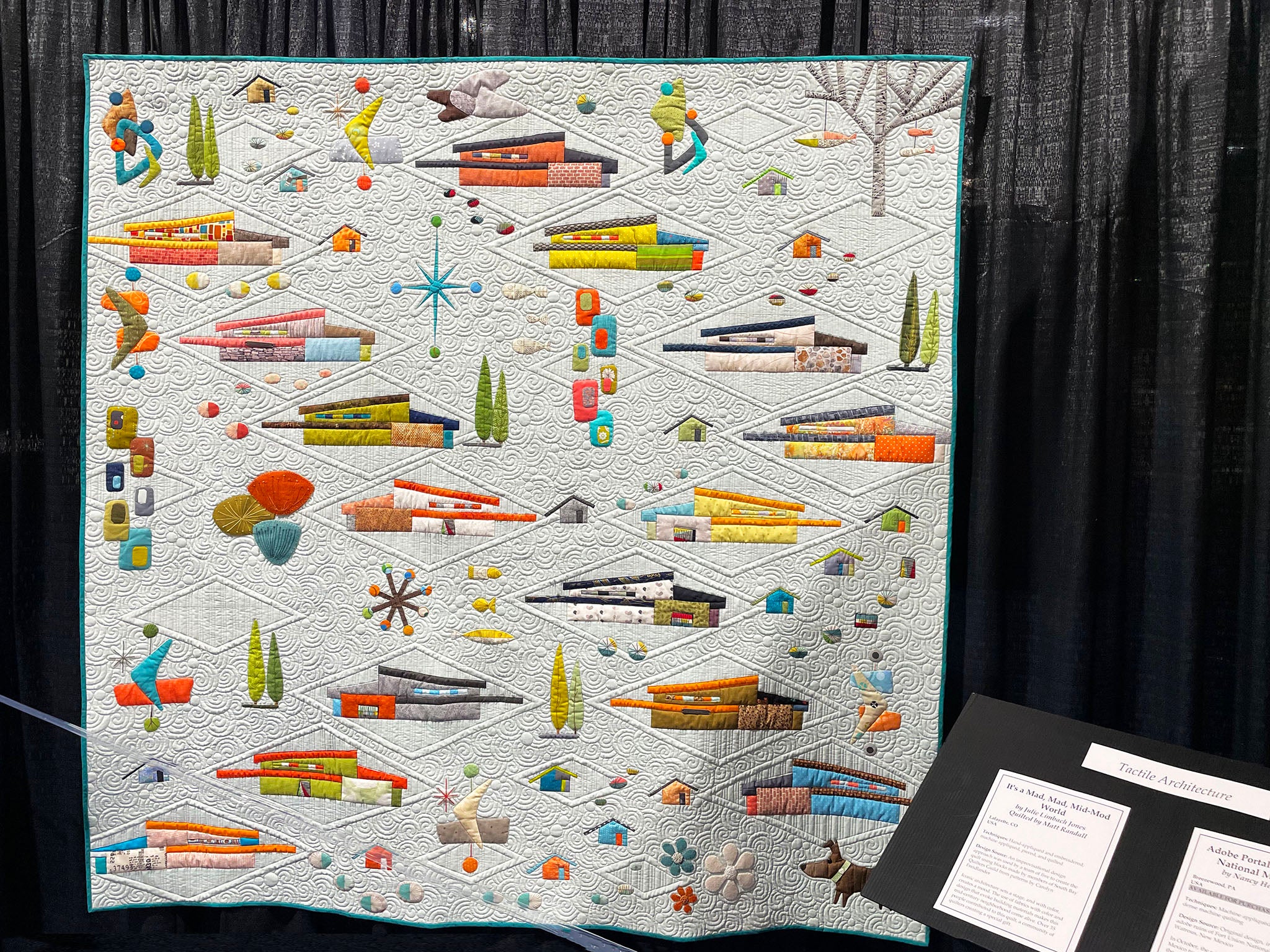 Long Beach Quilt Festival 2023 - It’s a Mad, Mad, Mid-Mod World by Julie Limbach Jones, quilted by Matt Randall - Photo By Victoria Stone