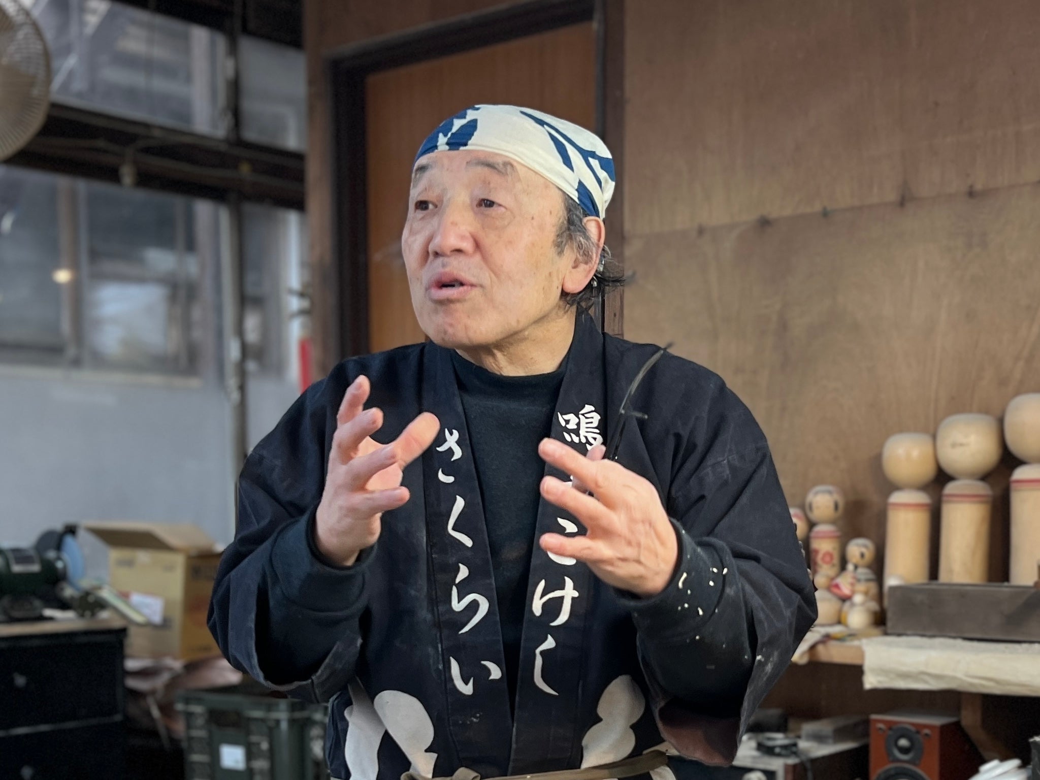 Akihiro Sakurai of Sakurai Kokeshi in Naruko JP