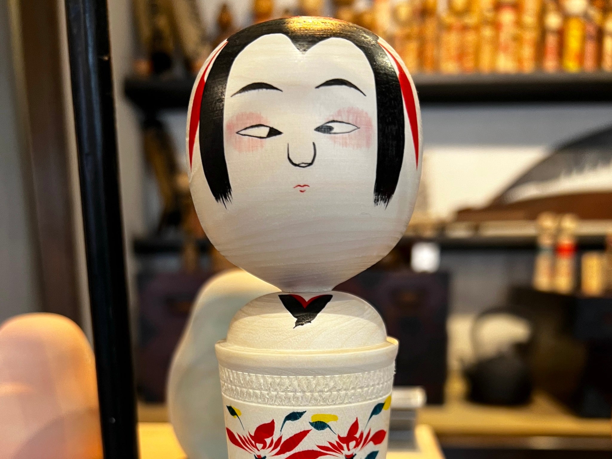 Kabuki Kosehi by Sakurai Kokeshi in Naruko JP