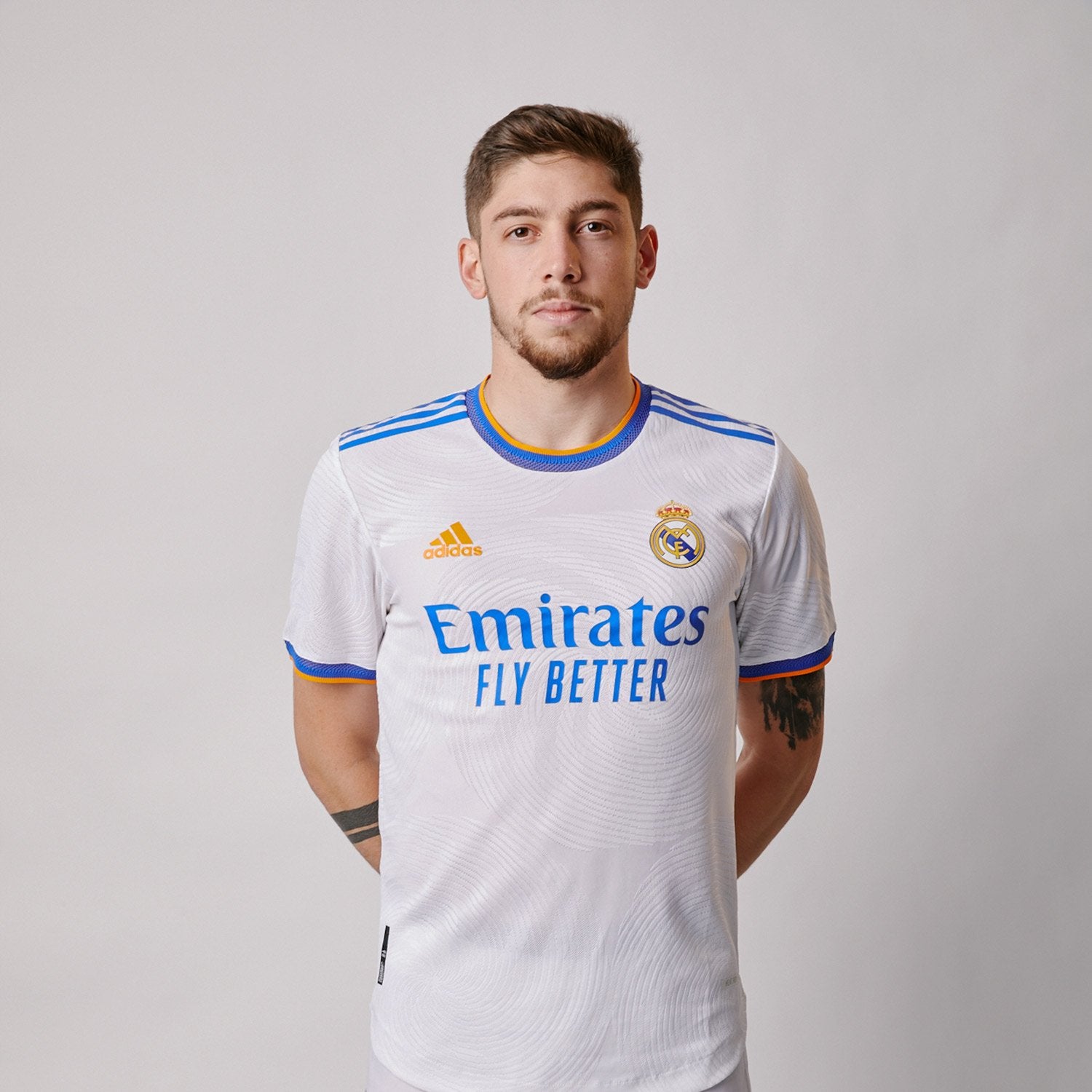 Реал мадрид 2021. Real Madrid 21/22 Home Kit. Форма Реала 2021-22. Real Madrid New Kit 2021 2022. Real Madrid away Kit 2021/22 wepes.