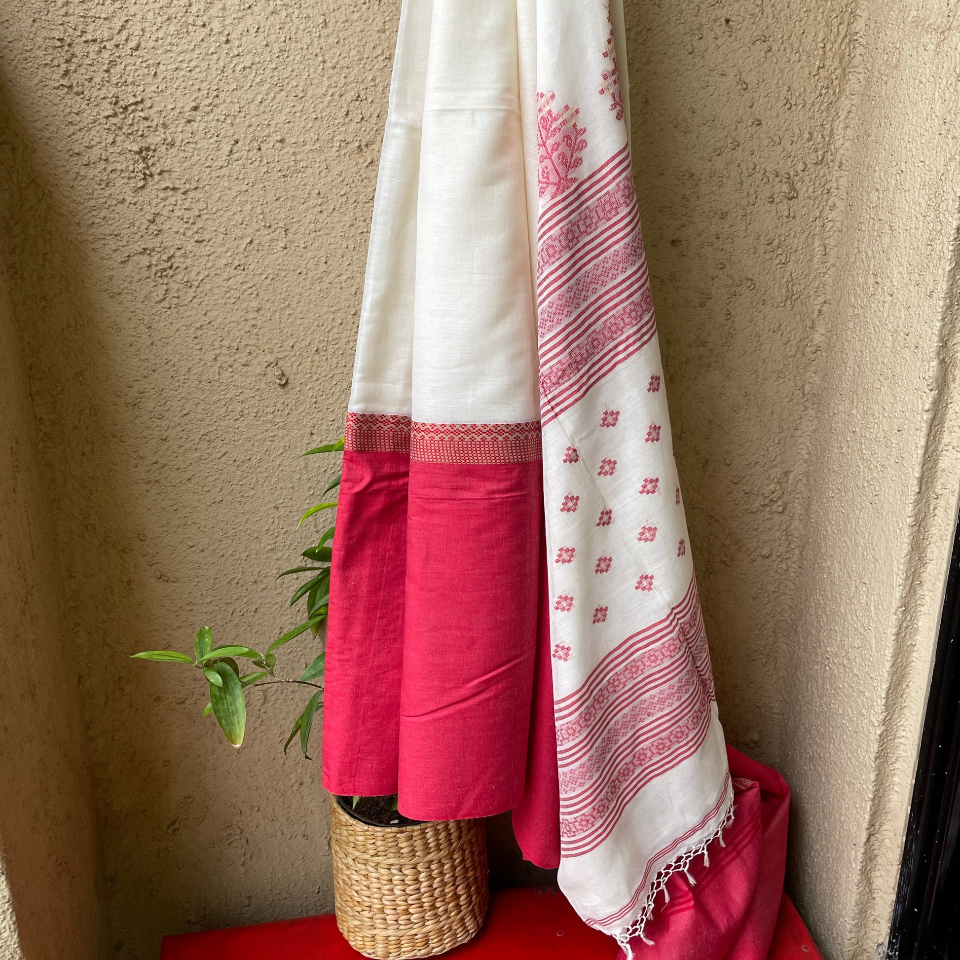 Red and white Jacquard woven cotton Sari