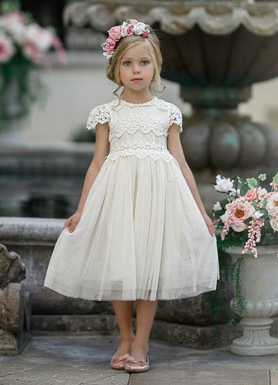 white flower girl dresses with lace