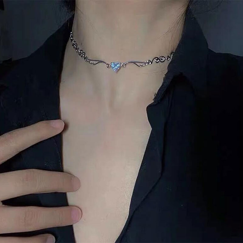 Heart Crystal Choker Necklace