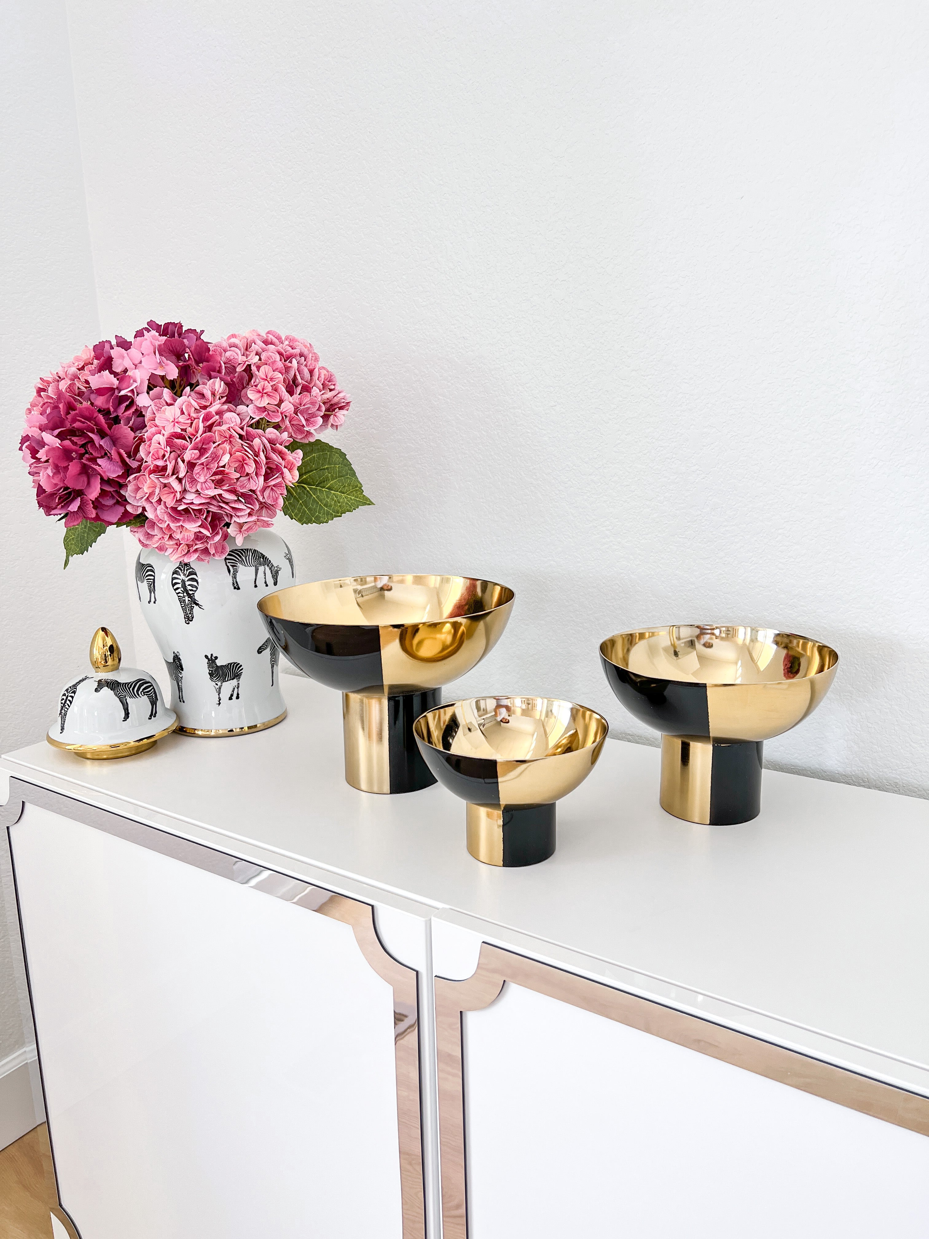Gold Decorative Bowl on Black Stand (3 Sizes)
