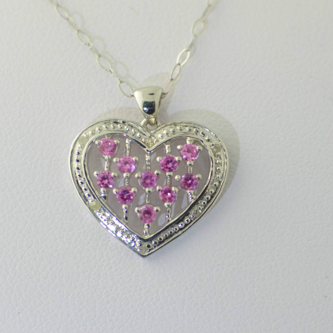 Diamond Necklaces | Jewelryland.com