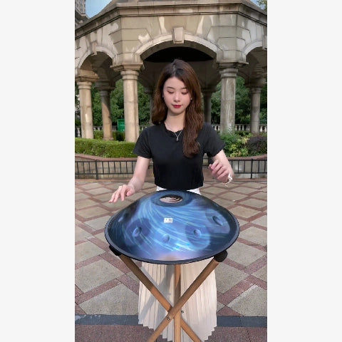 Playing the handpan while standing