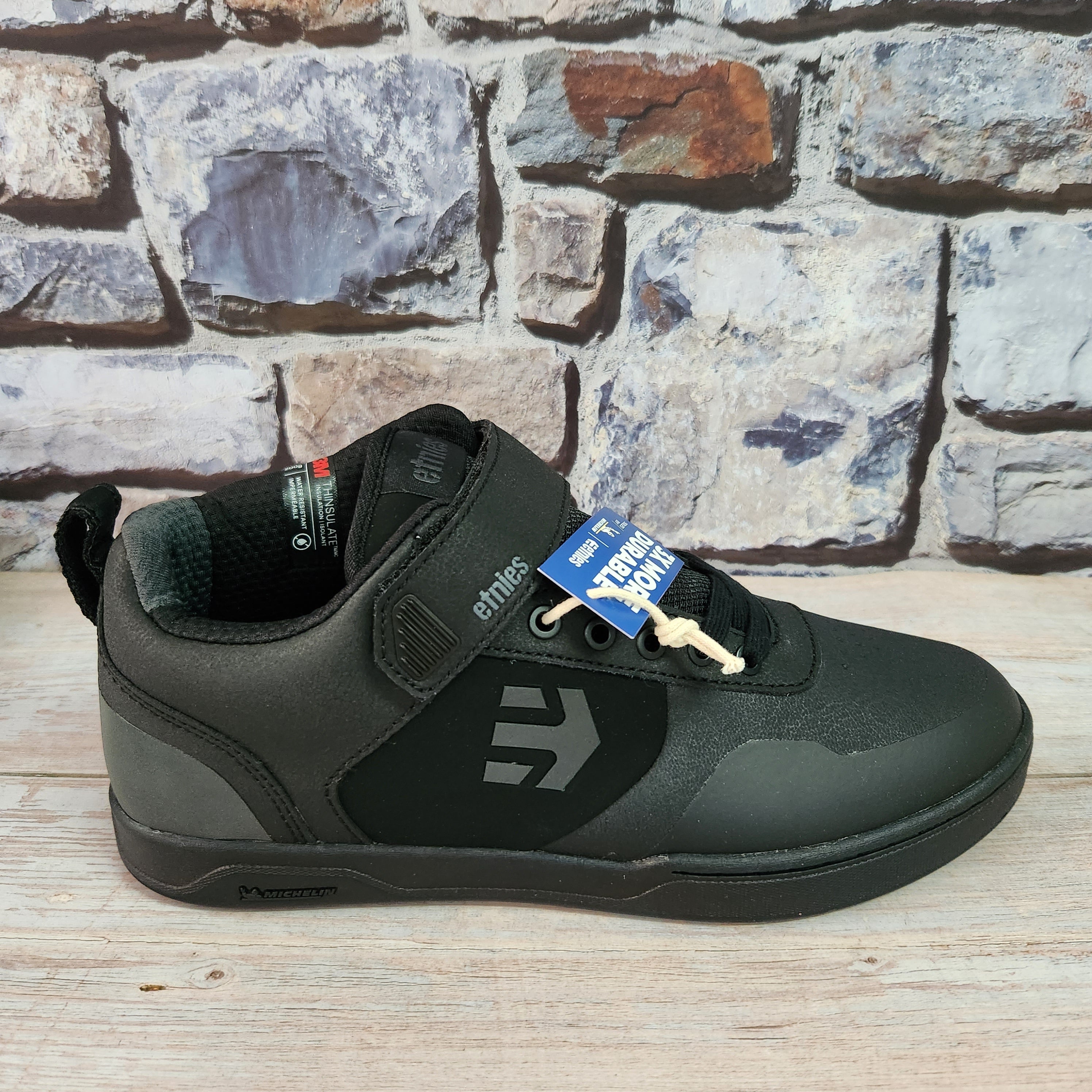 Etnies Culvert (Black/Black/Reflective) – BikeSuite