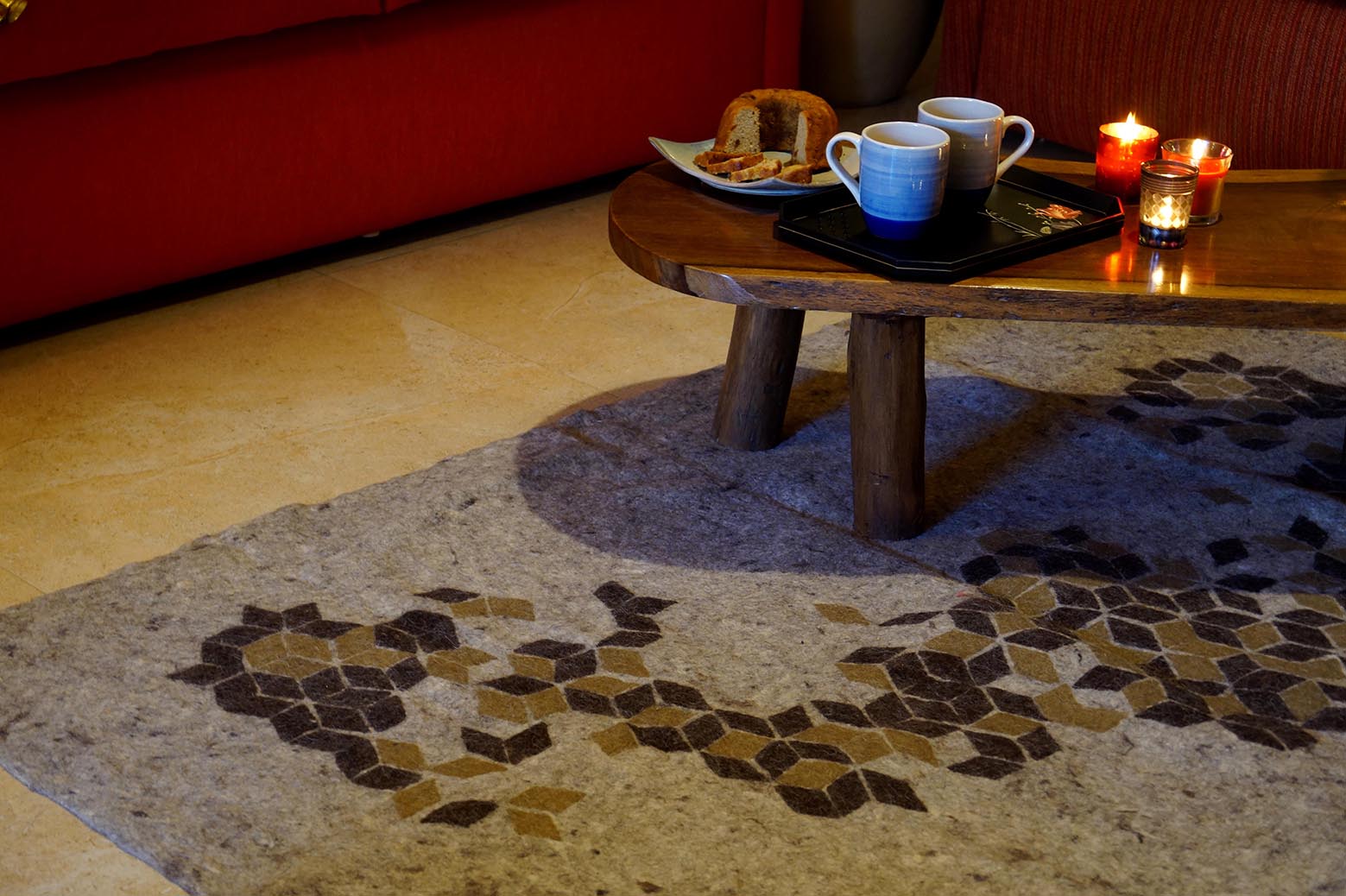 Rugs as accent pieces in the living room