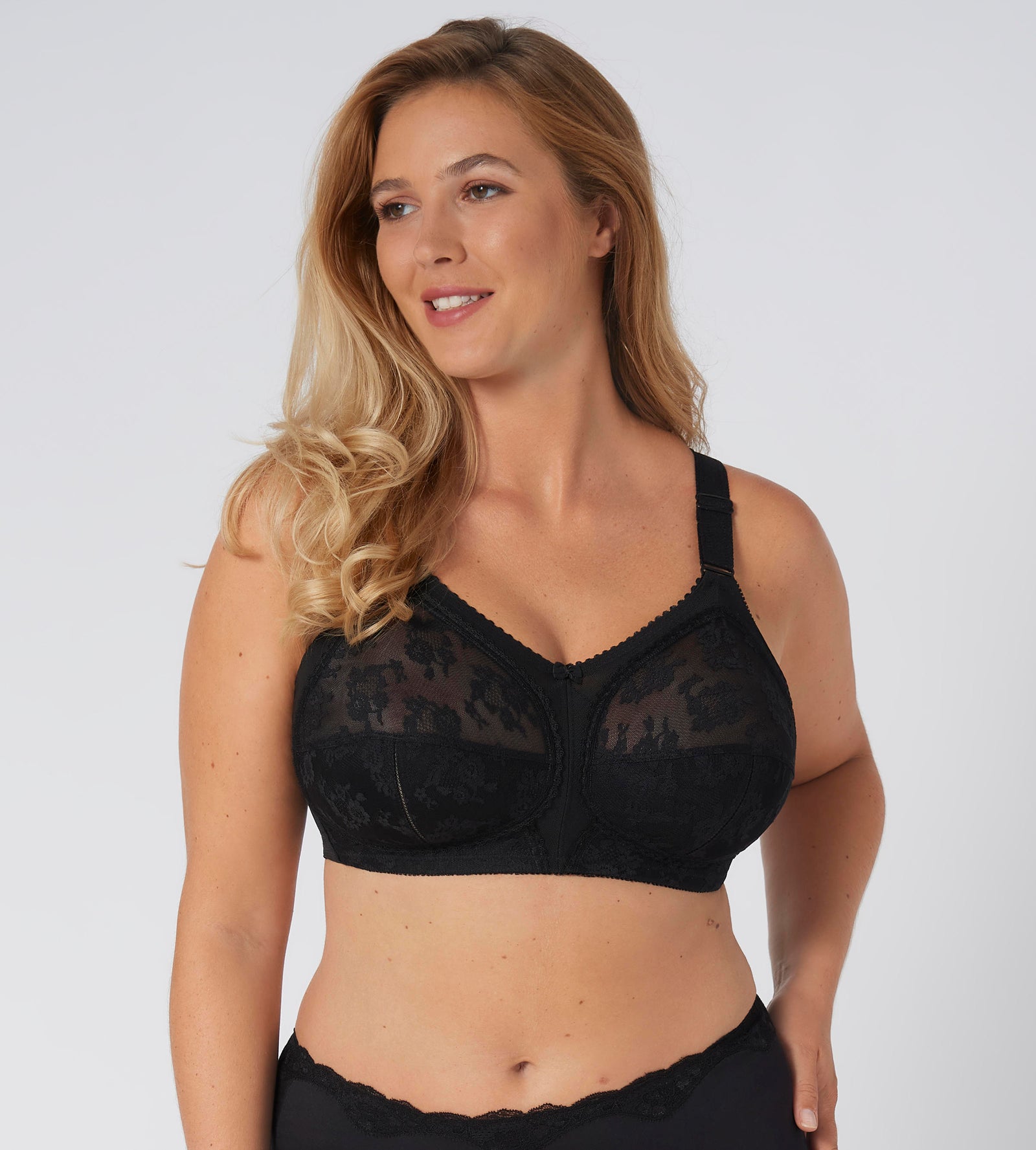 Non Wired Bras, Padded & Non Padded Wireless Bras