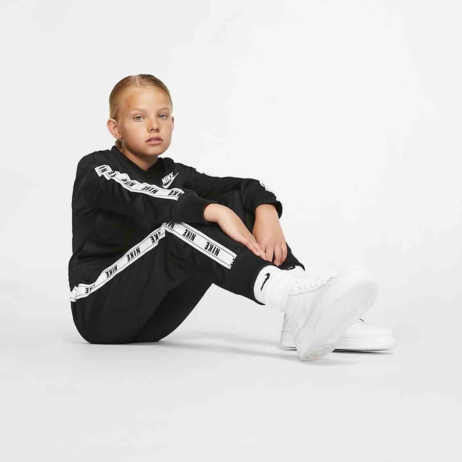 tracksuit for girls nike