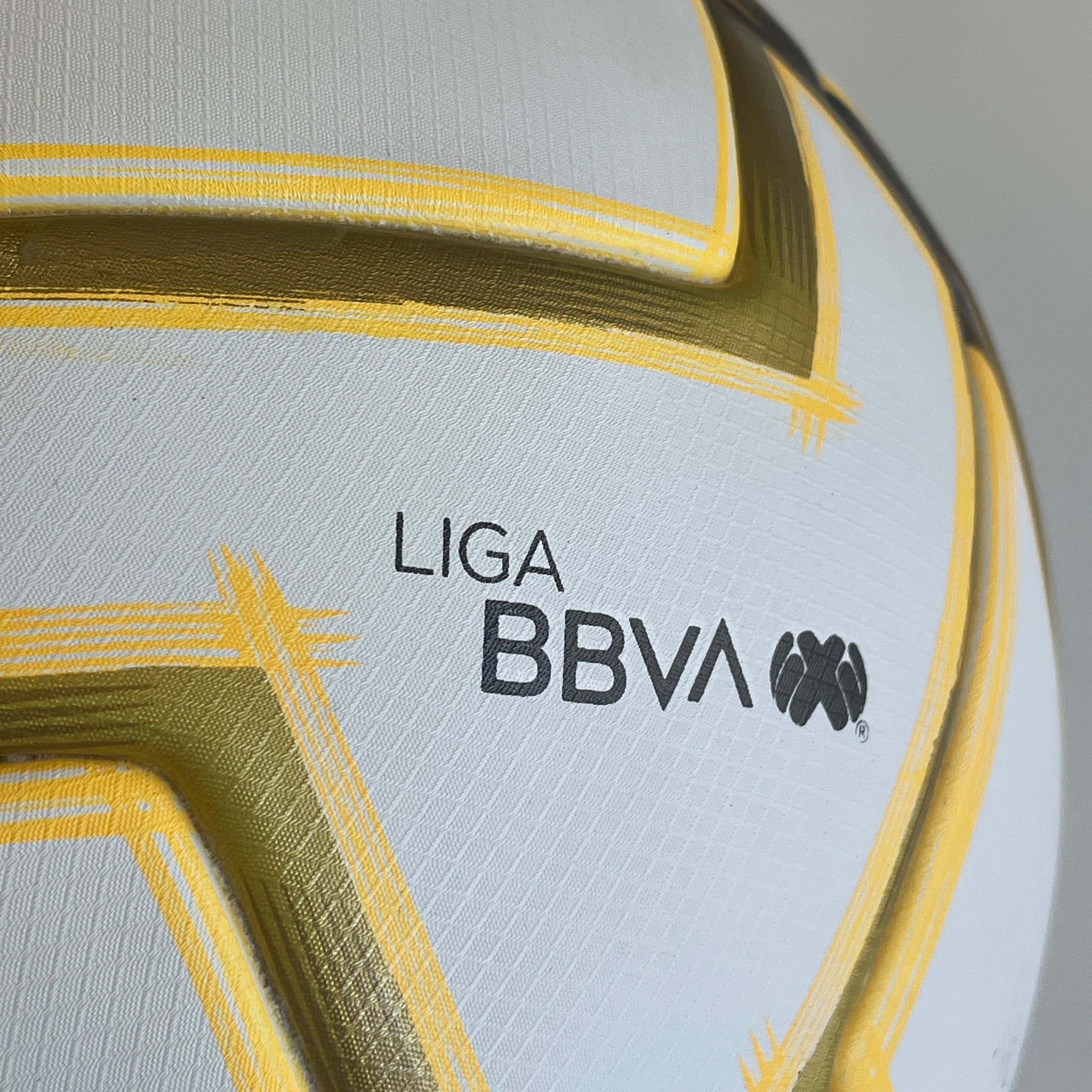 VOIT LIGA MX APERTURA 2022 PRO MATCH BALL GOLD Niky's Sports