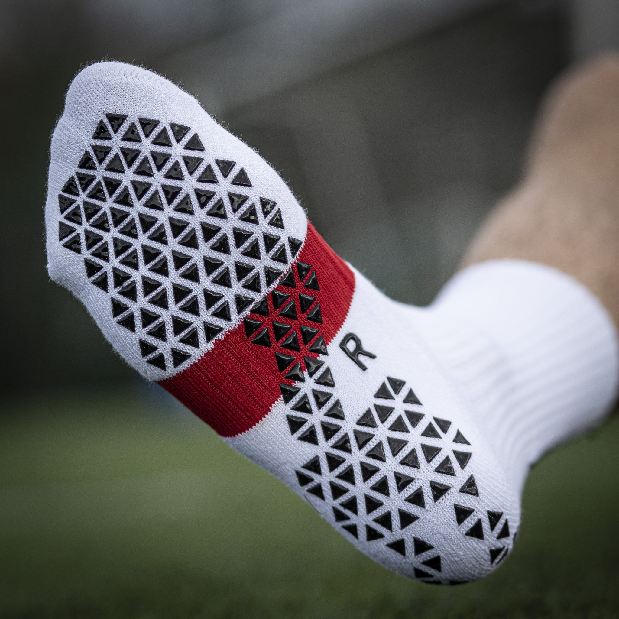 Pure Grip Socks Pro | SR4U | GRIP SOCCER SOCKS - Niky's Sports