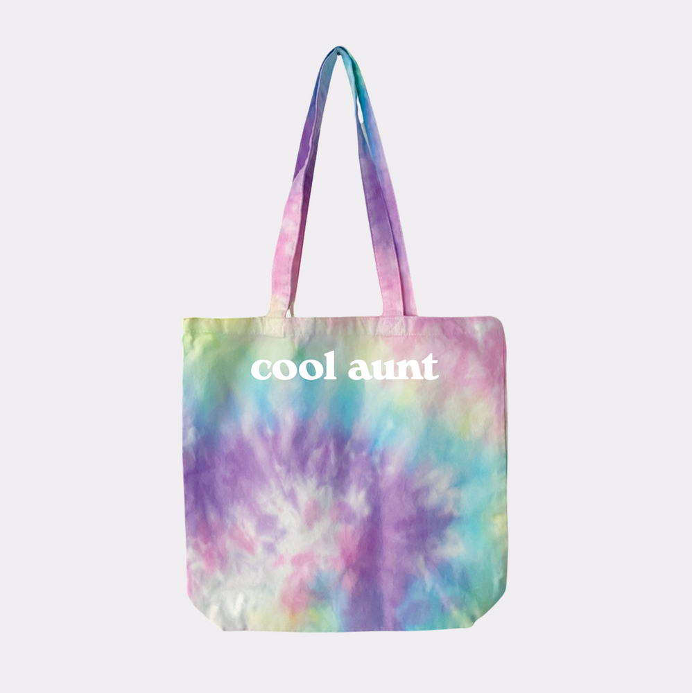 i can finally give my tie dye tote a break 😭 loving this color so