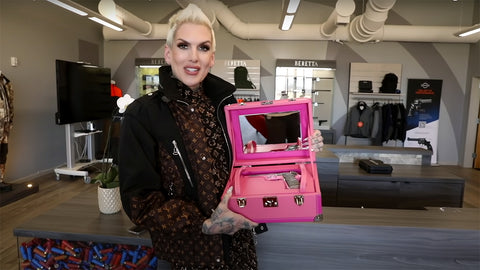 Jeffree Star shows off his custom gun