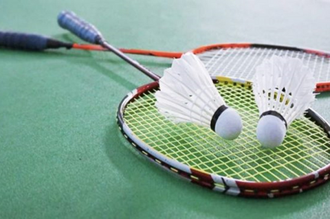 7 BENEFITS OF PLAYING BADMINTON