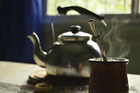Cómo hacer que el té de yerba mate sepa bien