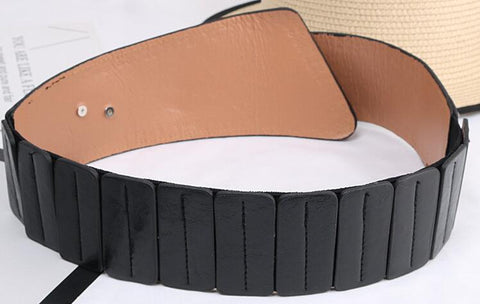 women studded belt in vegan leather