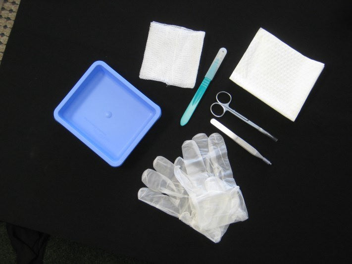 Debridement Tray