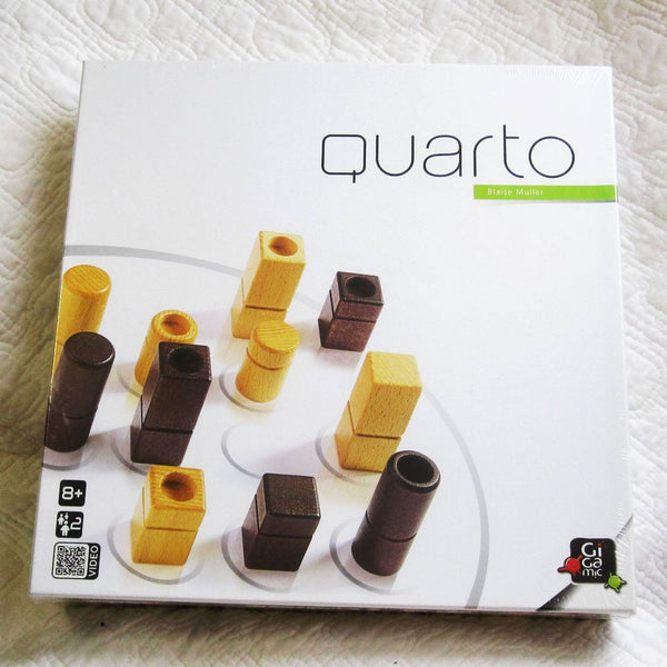 Quarto Mini | Travel-Friendly Strategy Game for Adults and Families | Ages  8+ | 2 Players | 15 Minutes