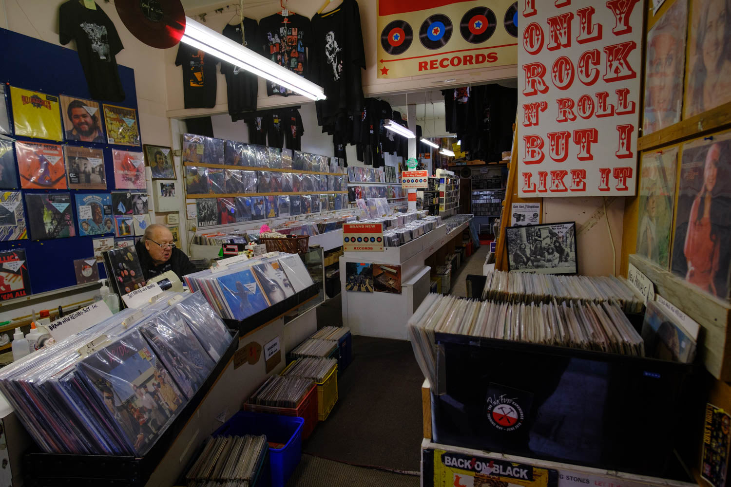 Lo-Cost Moon Hop Records - The Small Store With A Big Reputation