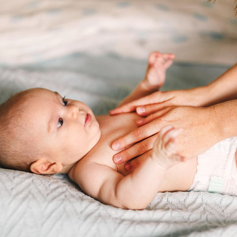 Votre bébé a 1 mois, ce qu'il faut savoir sur son développement