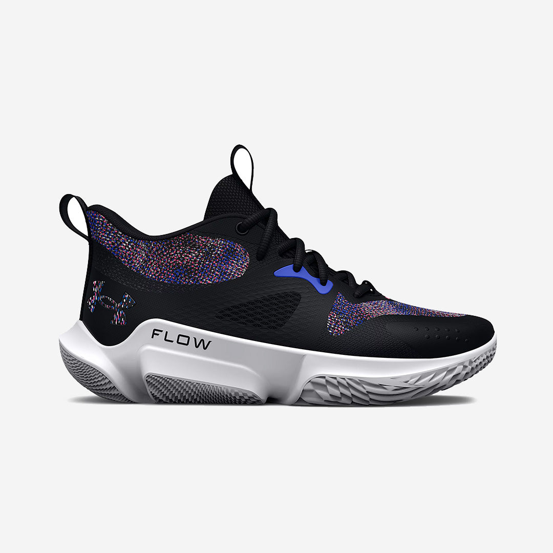 Under Armour Women's Flow Breakthru 3 Basketball Shoes in Black / White