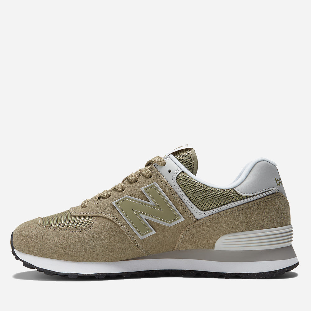 New Balance Men's 574 / U574V2 in Sage Green