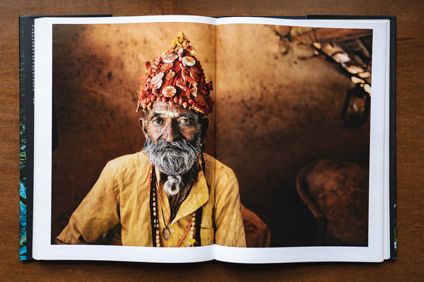 Steve McCurry the iconic photographs - photography book- inside pages