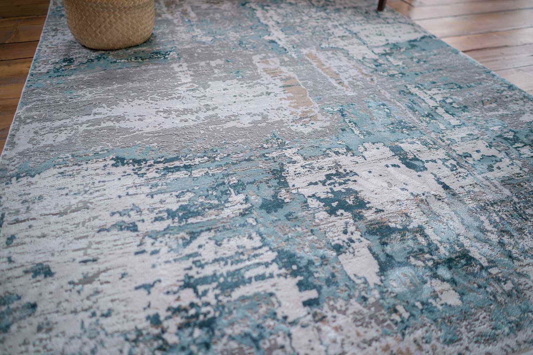 importance of rug material