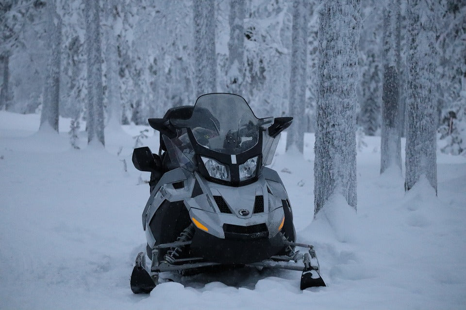 Snowmobiling with BRS Super Battery