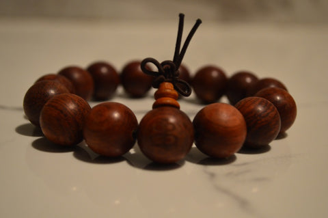 Red sandalwood bracelet