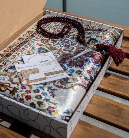 Seven Sajada - Gift box with Tasbih
