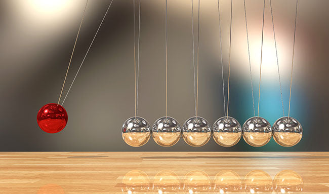 Balancing ball newton’s cradle pendulum - ZenQ Designs