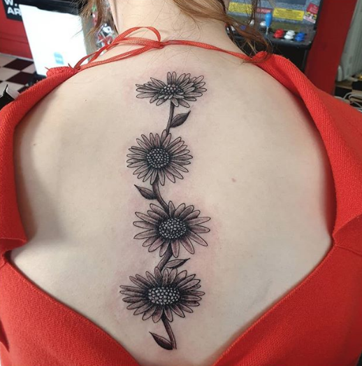 Twitter 上的NicholaLouise Loving the daughters 1st tattoo   Sunflower tattoo Cardiff httpstcoxVe61LVjX1  Twitter