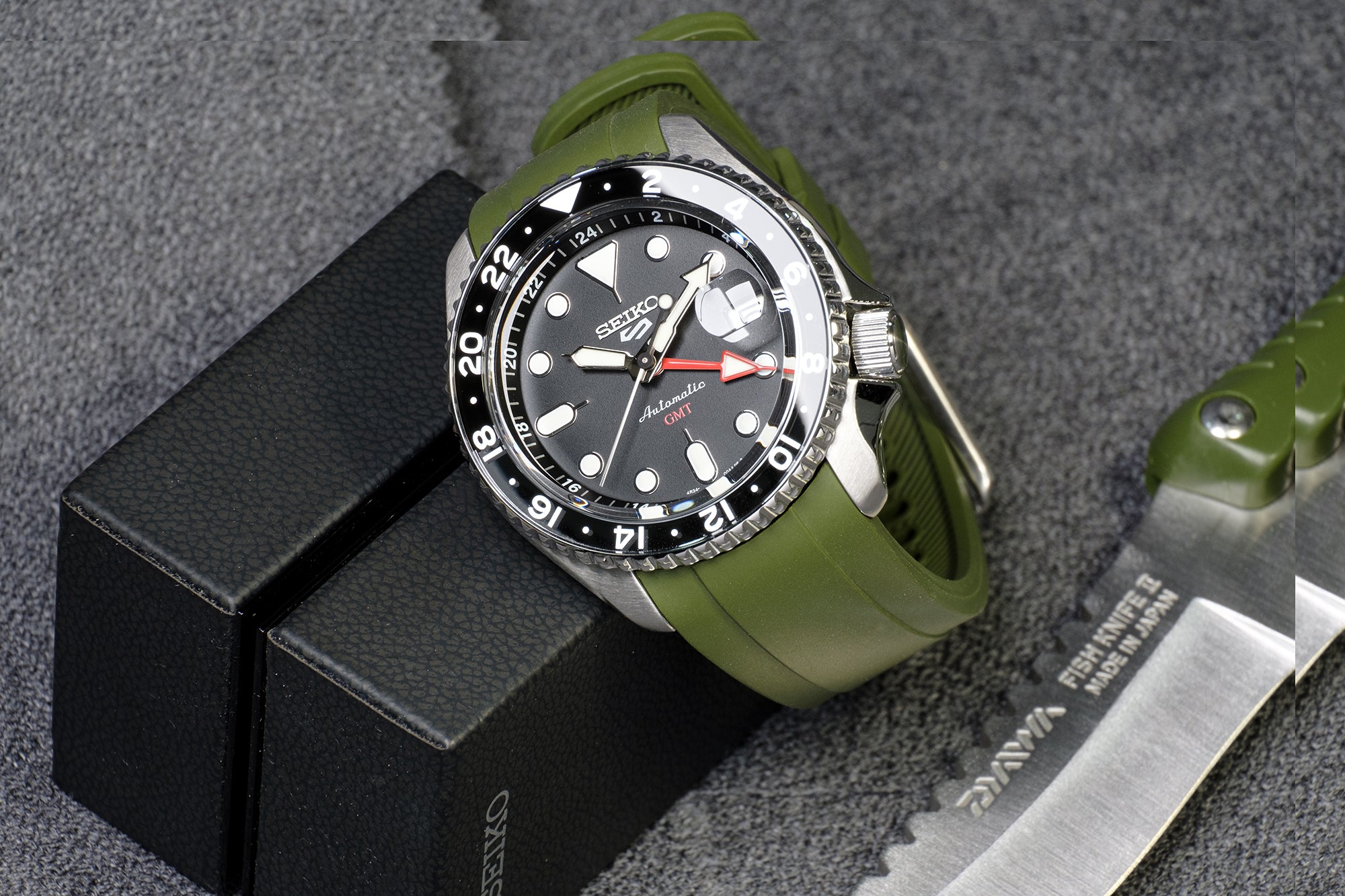 The New Seiko 5 Sports GMT – Crafter Blue