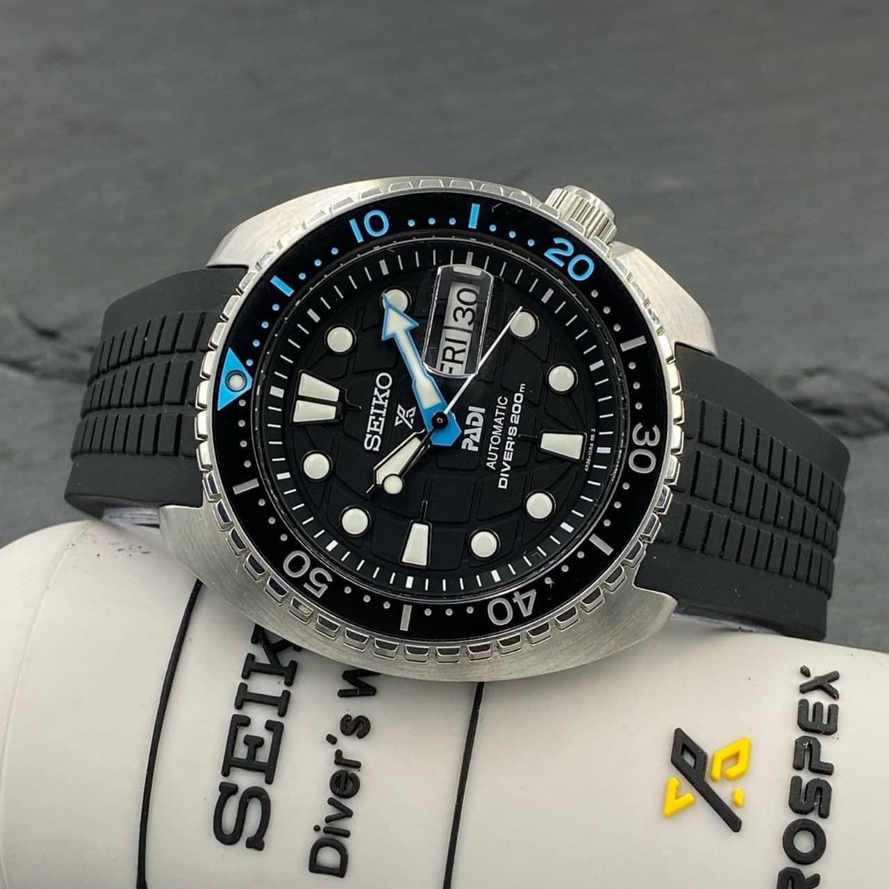 The Seiko King Turtle and Crafter Blue aquanaut style strap