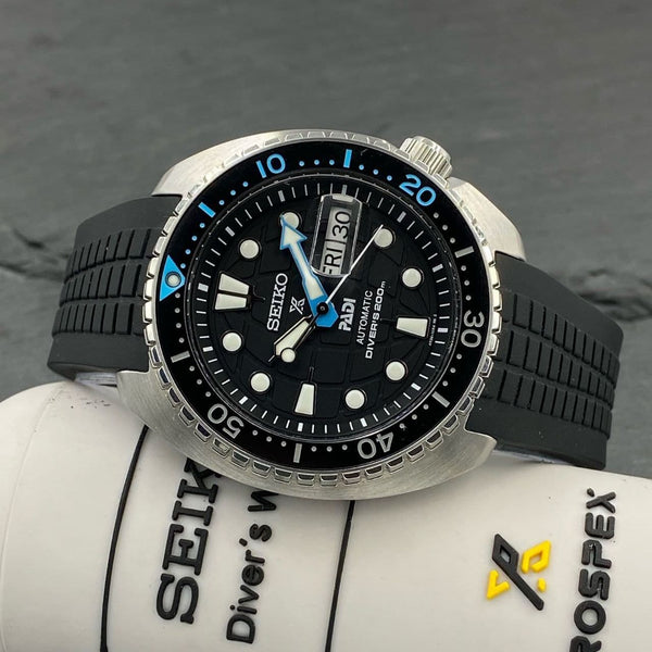 The Seiko King Turtle and Crafter Blue aquanaut style strap