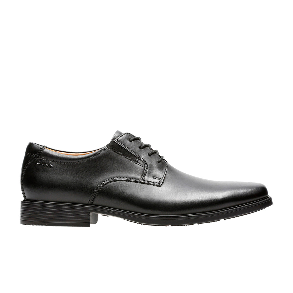 Black Shoes for Men - Formal & Casual Dubai, UAE | Clarks – Page 4 ...