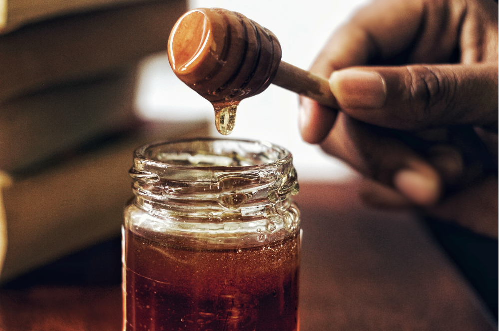 Gommage maison miel hydratant et exfoliant