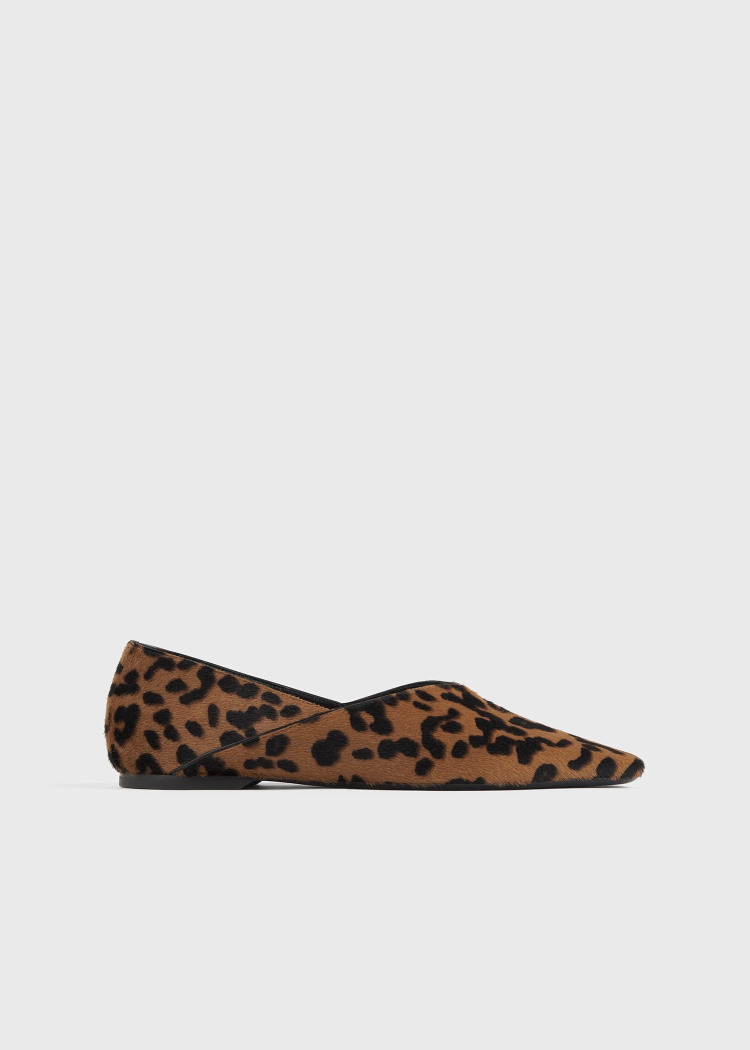 Totême The Everyday Flat Leopard In Brown