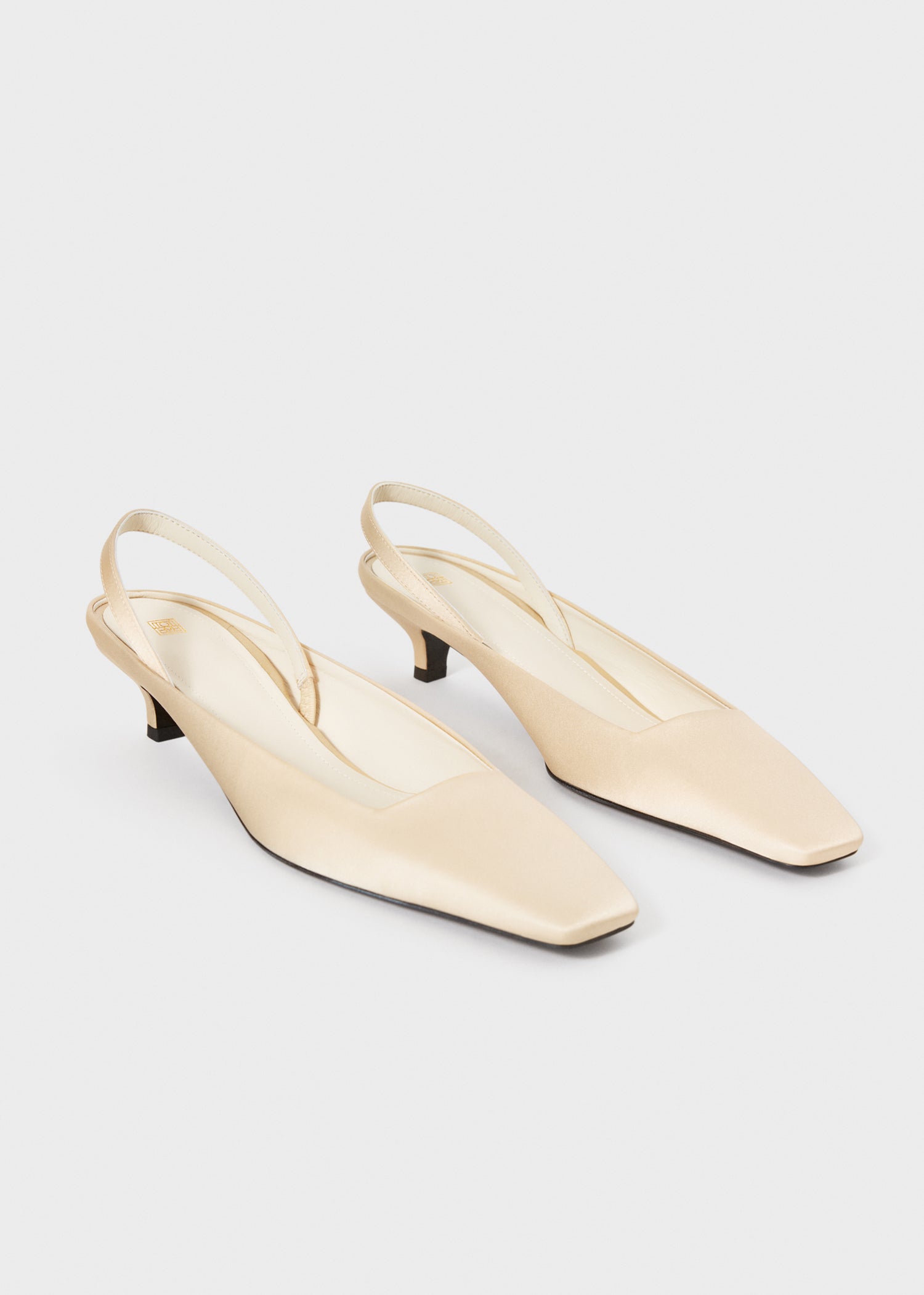 The Slingback Mule creme – Totême