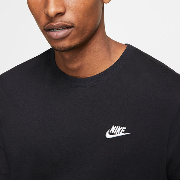 Nike Men's Sportswear Club T-Shirt