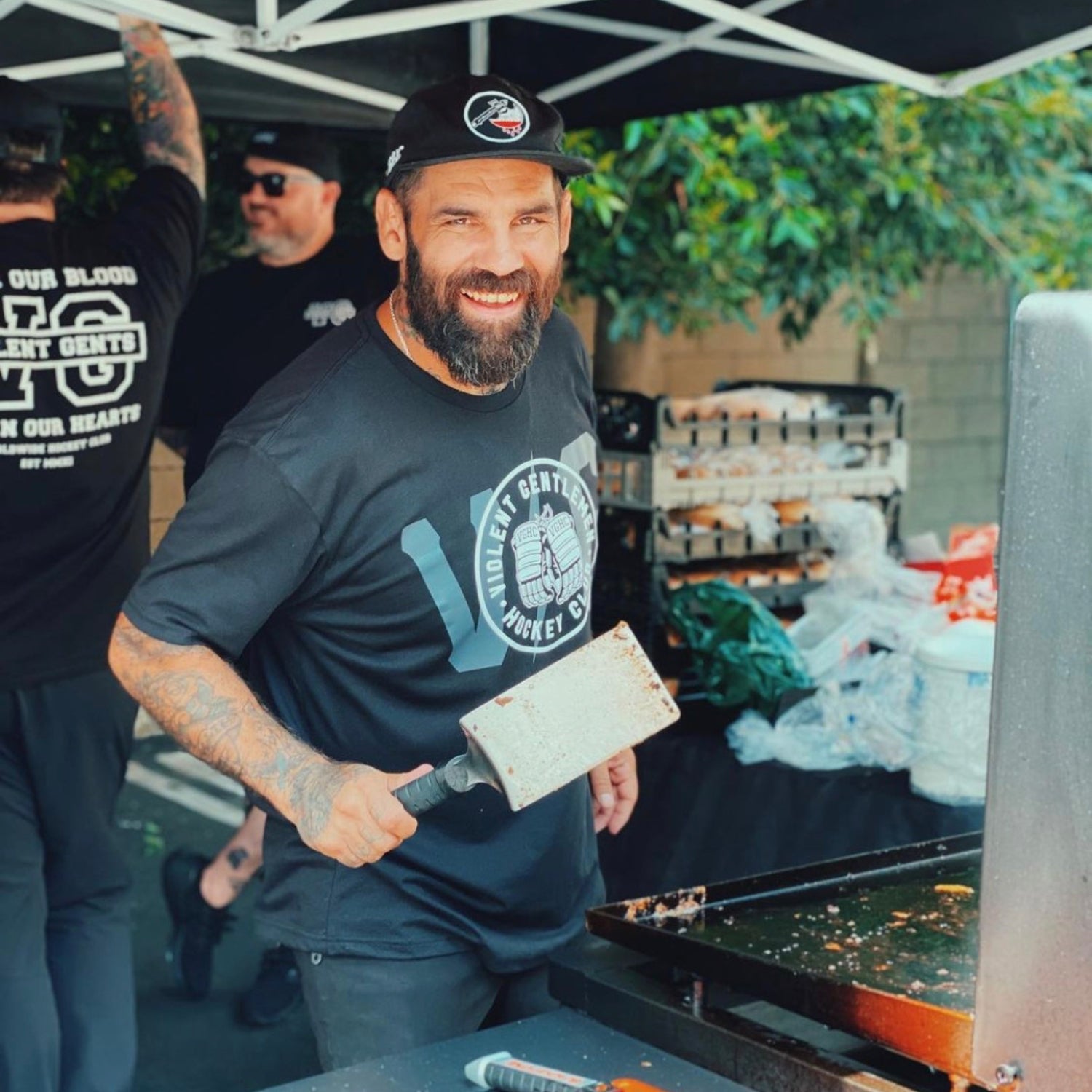 Violent Gentlemen Hockey Clothing Company announces their Free Burger Friday kick offs on June 2nd in Costa Mesa, California. Text your buds and start planning some trips down to VG HQ! In the meantime, take a look at these snapshots from previous FBFs. 