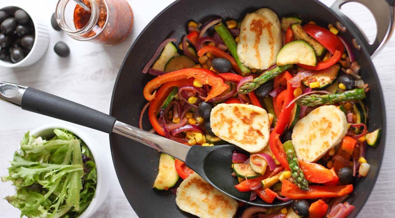 Mediterranean  Stir Fry in a Circulon Frying Pan