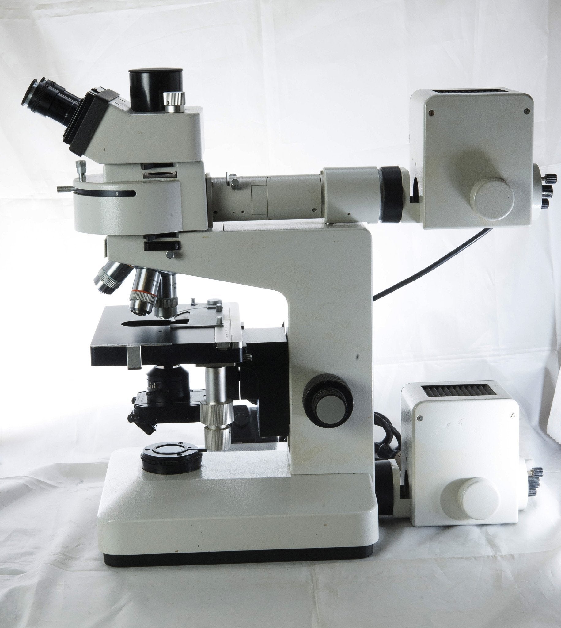 Leitz Dialux 20 Fluorescence Microscope – Microscope Central