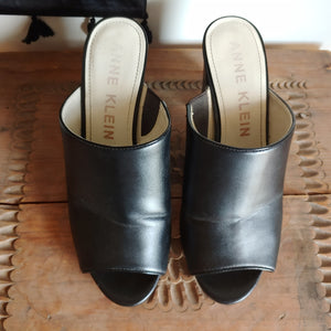 Anne Klein Black Leather Mule Heels 