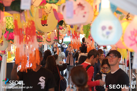 燃灯祝祭　ヨンドゥンチュッチェ　韓国