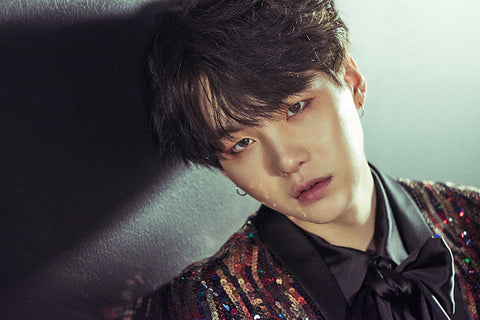 BTS Suga Yungi生日高級廣告